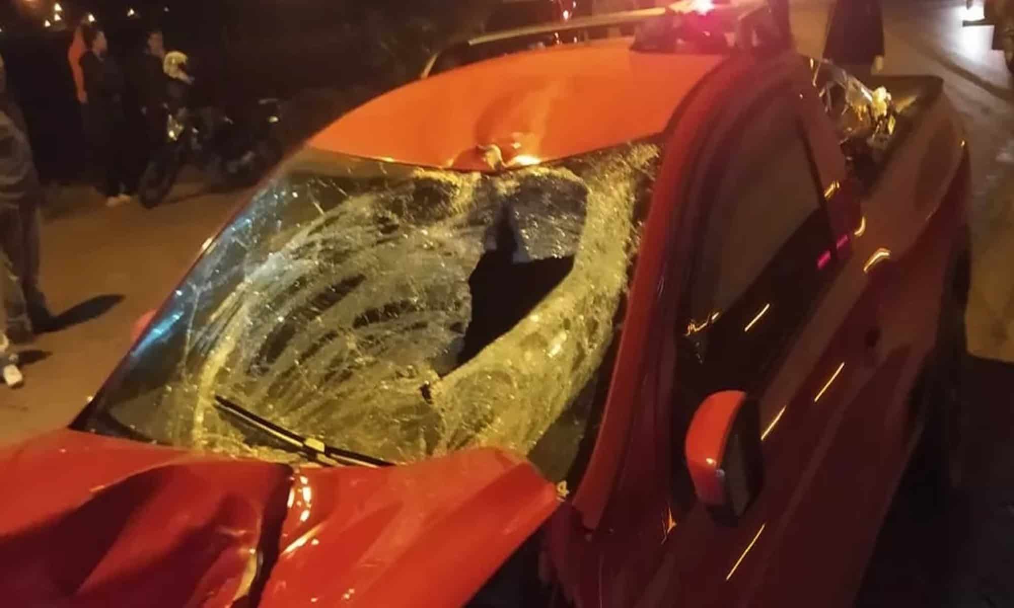 23 Homens foram atropelados no final da noite de sexta (26) — Foto: PRF