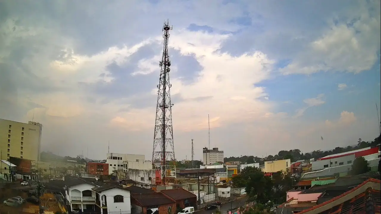 Por Wanglézio Braga / Foto: Câmera Ao Vivo Rio Branco/ Roberto Feres