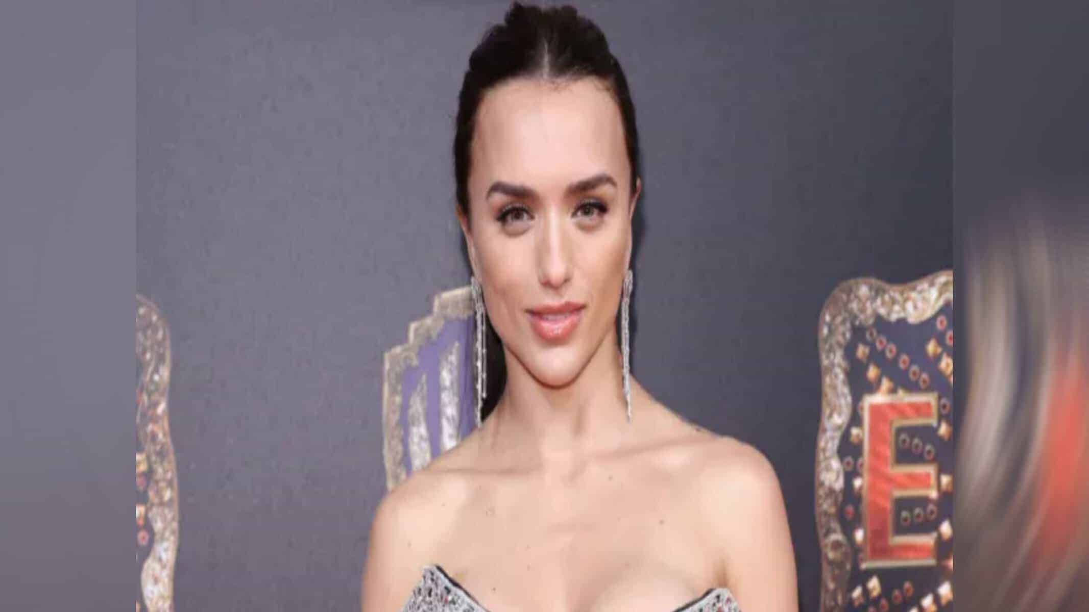 Picsart_22-08-12_20-38-55-530 Foto reprodução