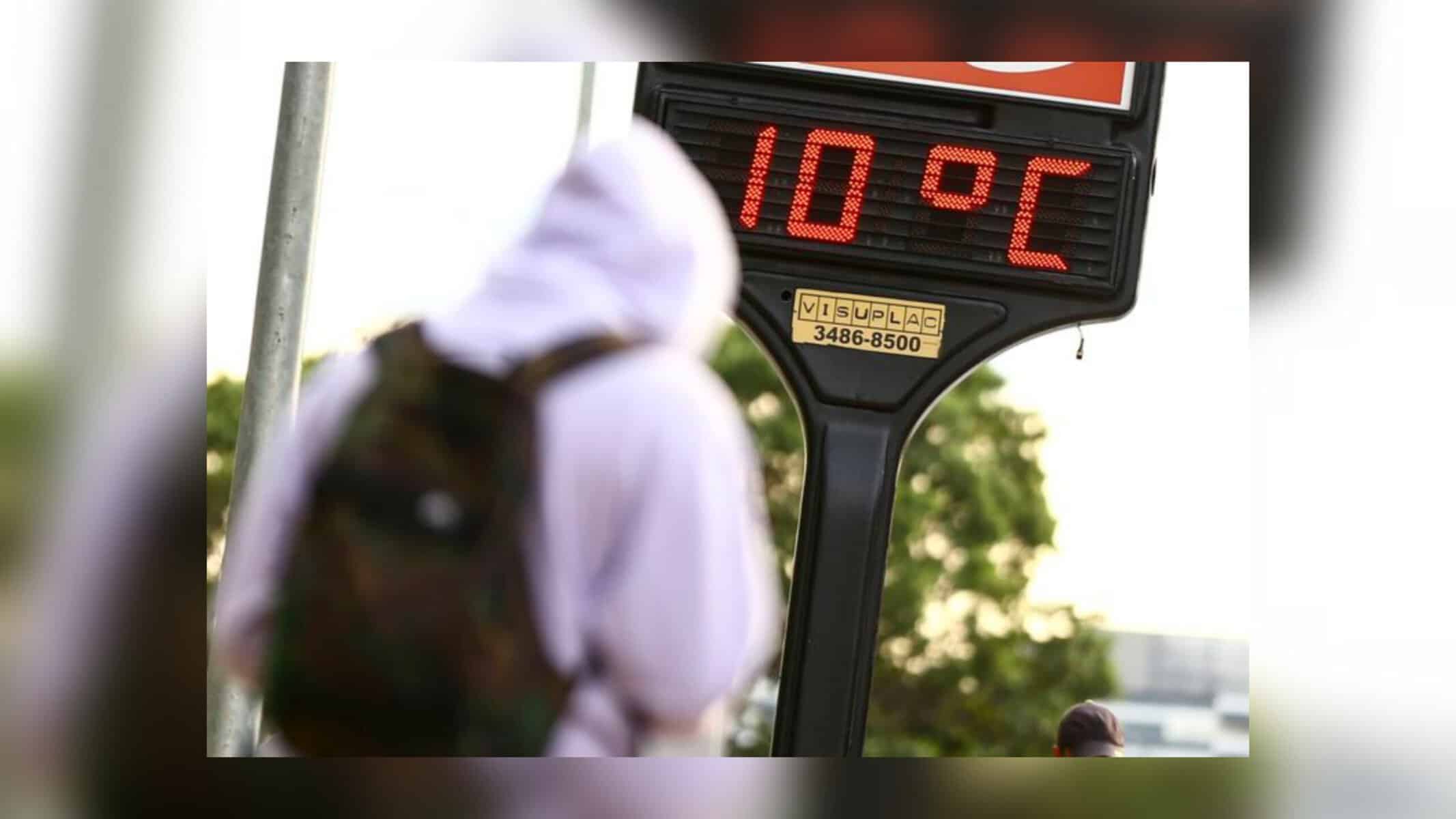 Picsart_22-08-18_08-28-43-838