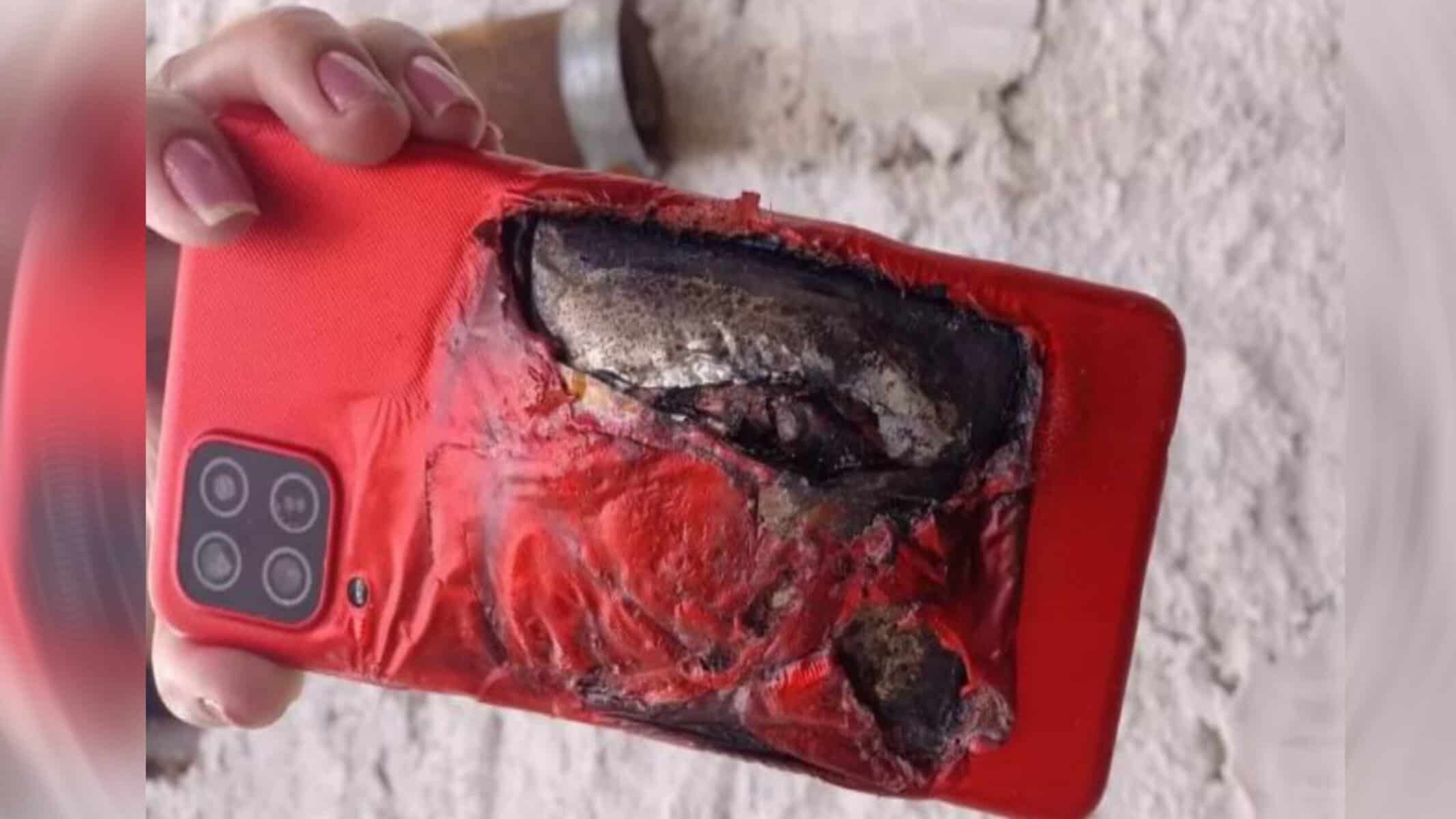 Picsart_22-08-18_16-05-51-665 Foto reprodução