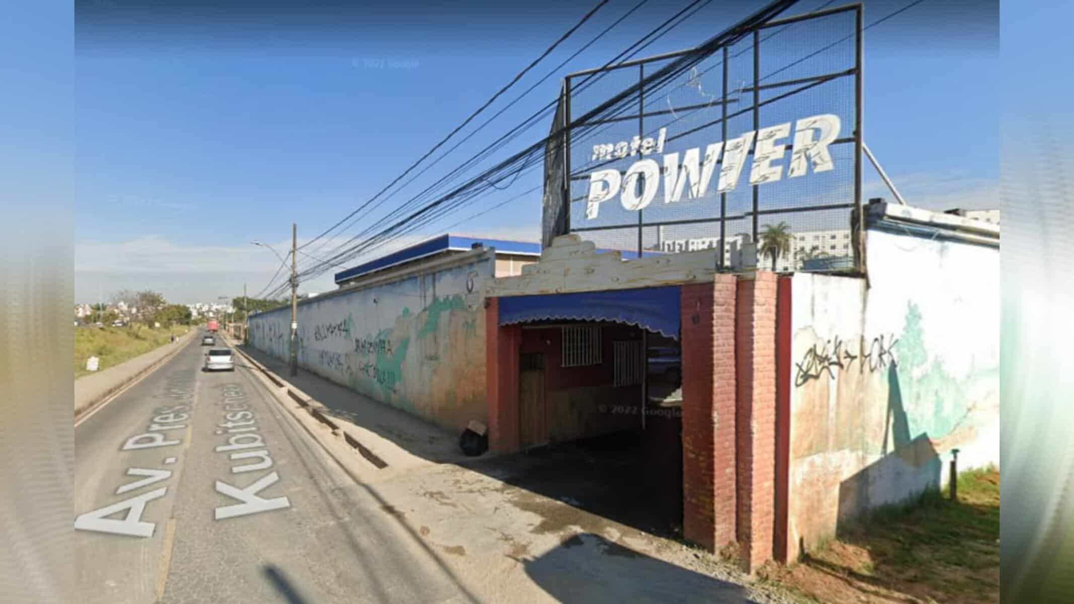 Picsart_22-08-18_16-17-50-306 Homem fugiu do motel durante a madrugada desta quinta-feira. — Foto: Google Street View.