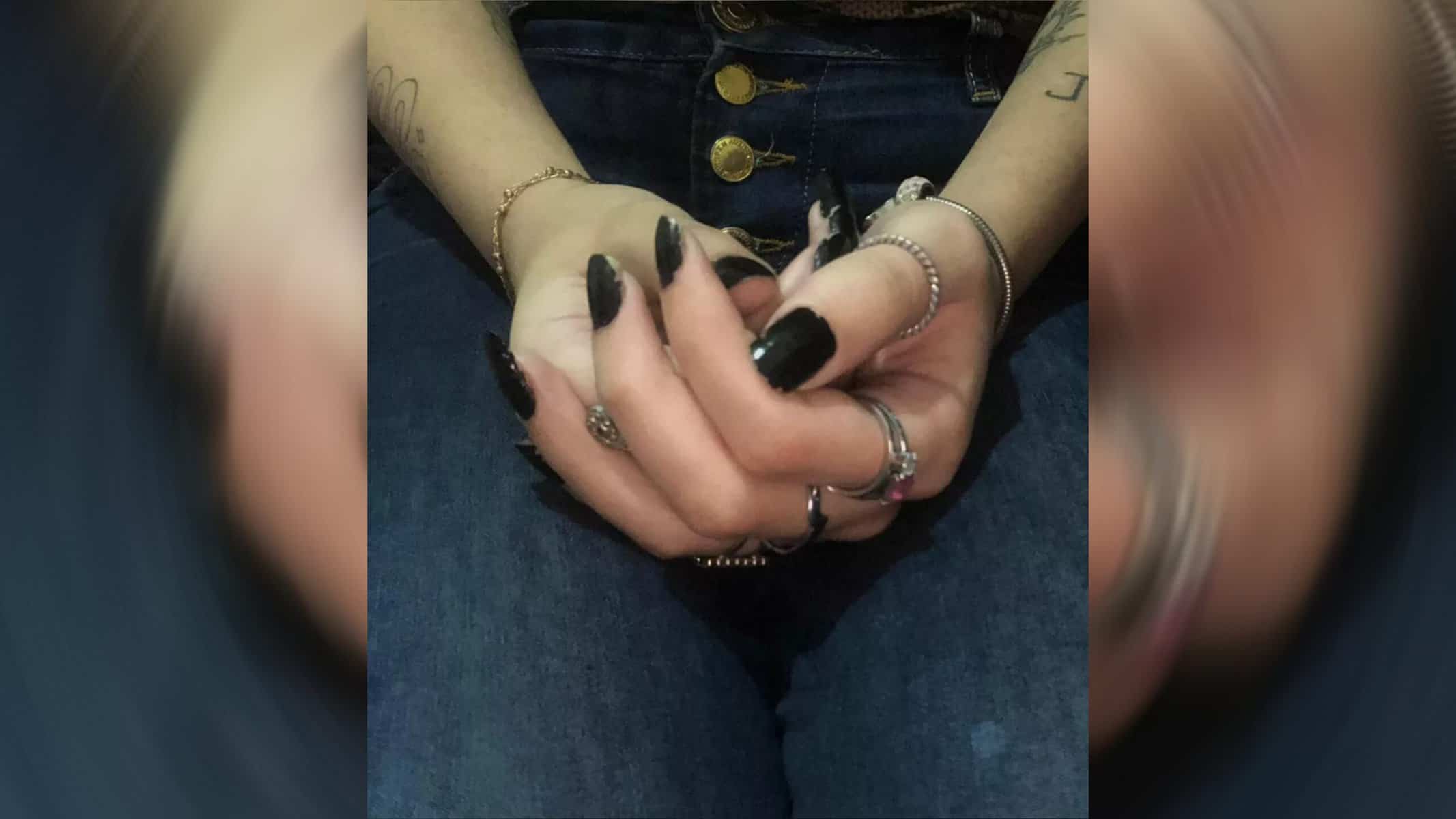 Jovem foi arrastada pelo braço para o banheiro do Parque Anilinas, em Cubatão — Foto: Arquivo pessoal