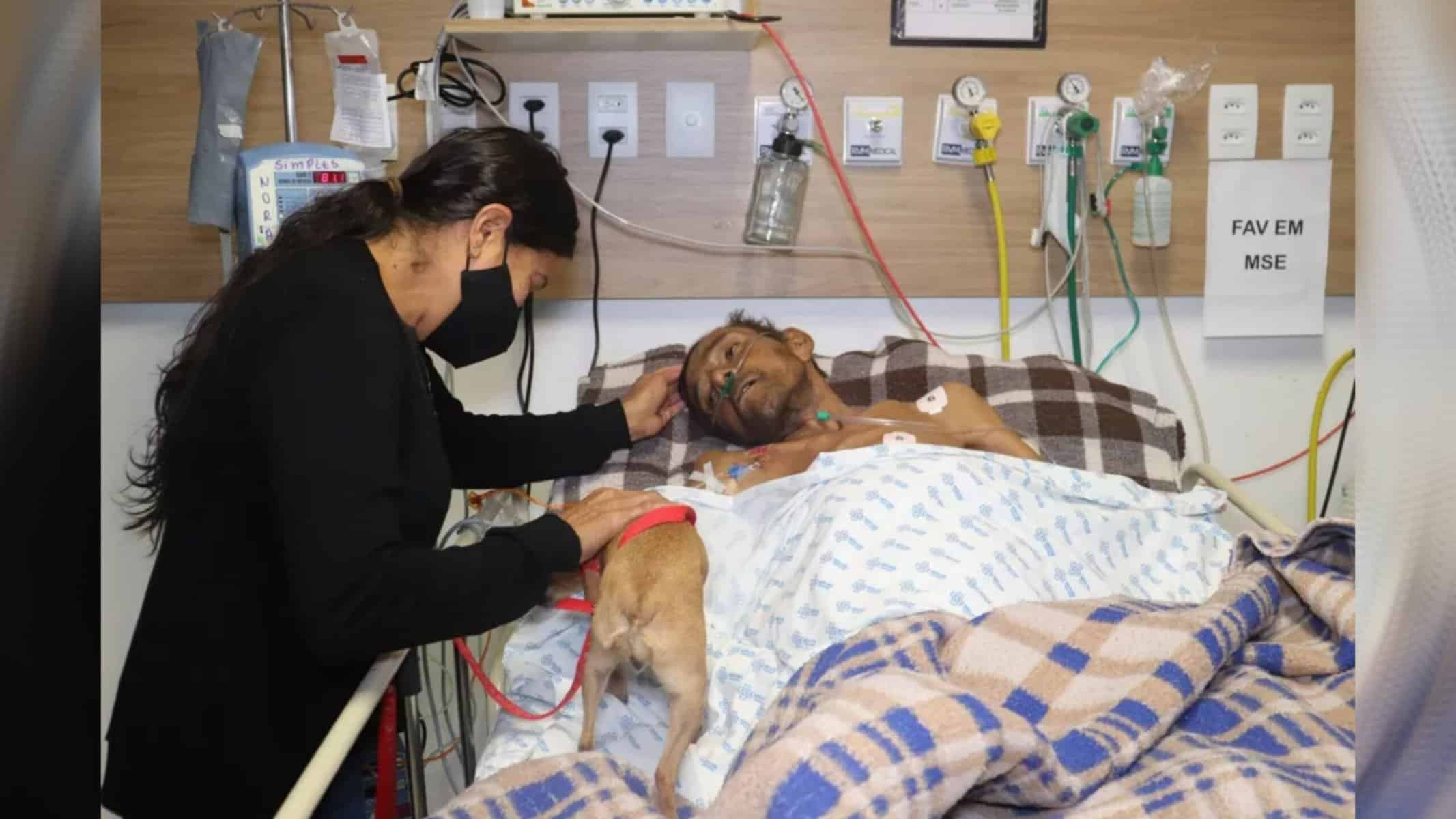 Lalinha percorreu 58 km para se despedir de Amarildo — Foto: Santa Casa/ Reprodução