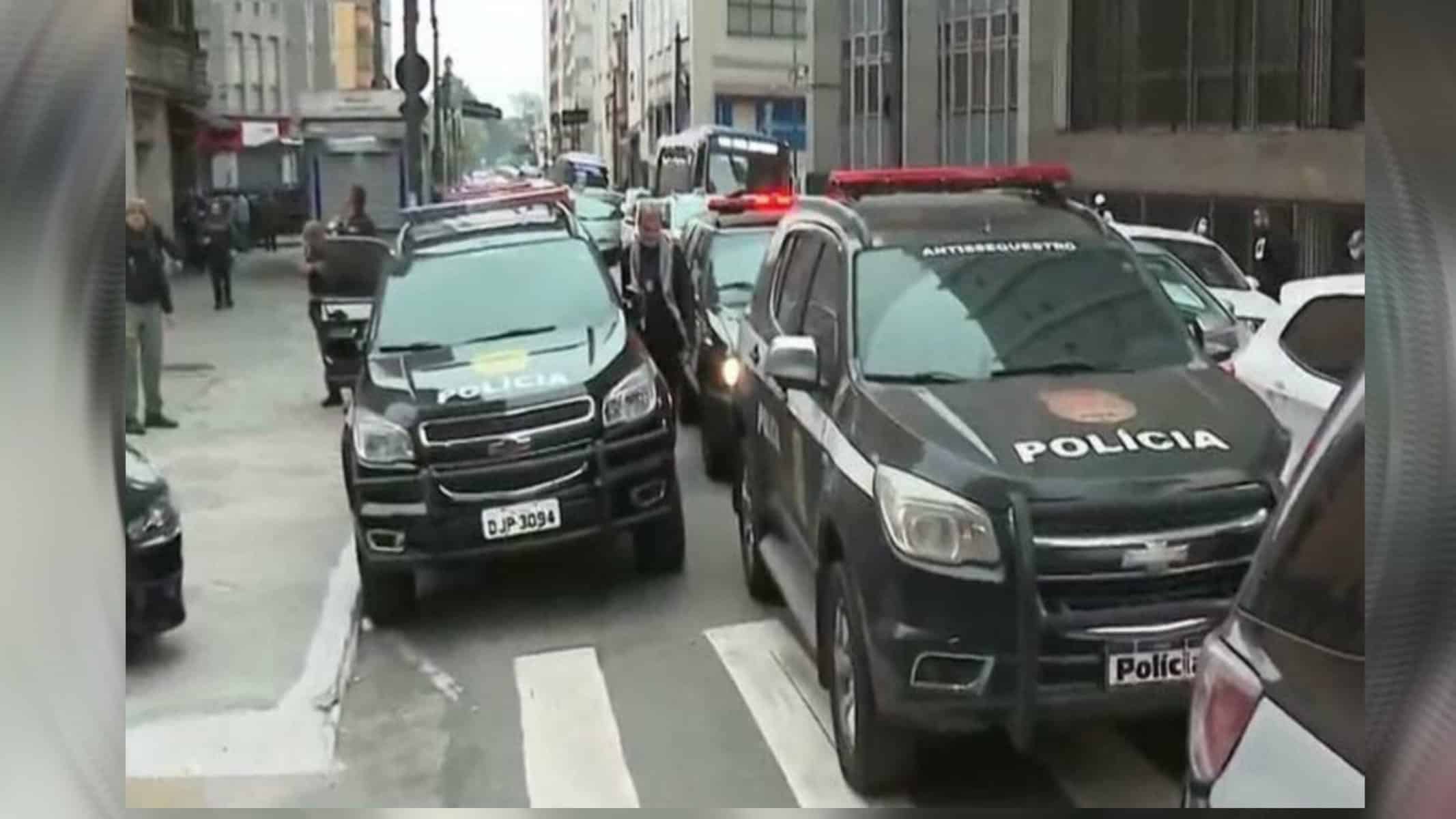 Picsart_22-08-31_20-24-01-680 Polícia de São Paulo
REPRODUÇÃO / RECORD TV