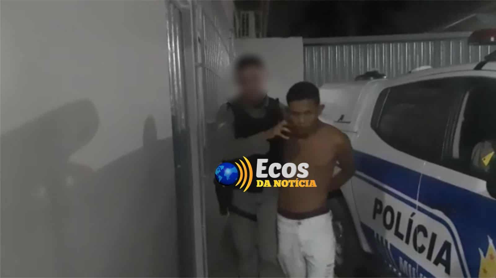 Paulo Henrique recebeu voz de prisão, e em seguida foi conduzido até a Delegacia de Flagrantes. Foto: James Silva