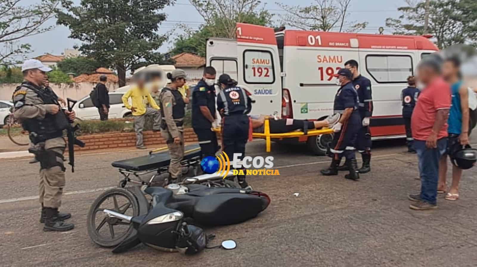 Viatura 01 do Samu em atendimento a vitima de acidente. Foto: James Silva/Ecos da Notícia