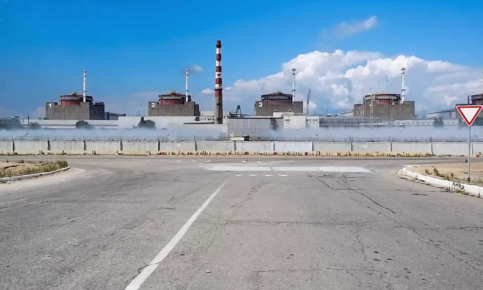 02 Usina nuclear de Zaporizhzhia, a maior da Europa, fica no sul da Ucrânia. — Foto: SERVIÇO DE IMPRENSA DO MINISTÉRIO DA DEFESA DA RÚSSIA/ASSOCIATED PRESS