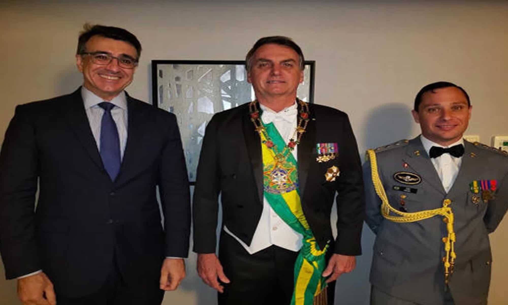 Saques analisados pela PF foram da conta de Bolsonaro, diz Planalto
Foto: Fornecido por Poder360