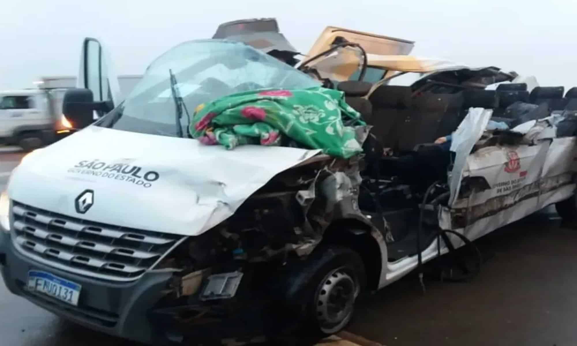 09 Acidente deixou diversos mortos no interior de São Paulo - Foto: Divulgação
