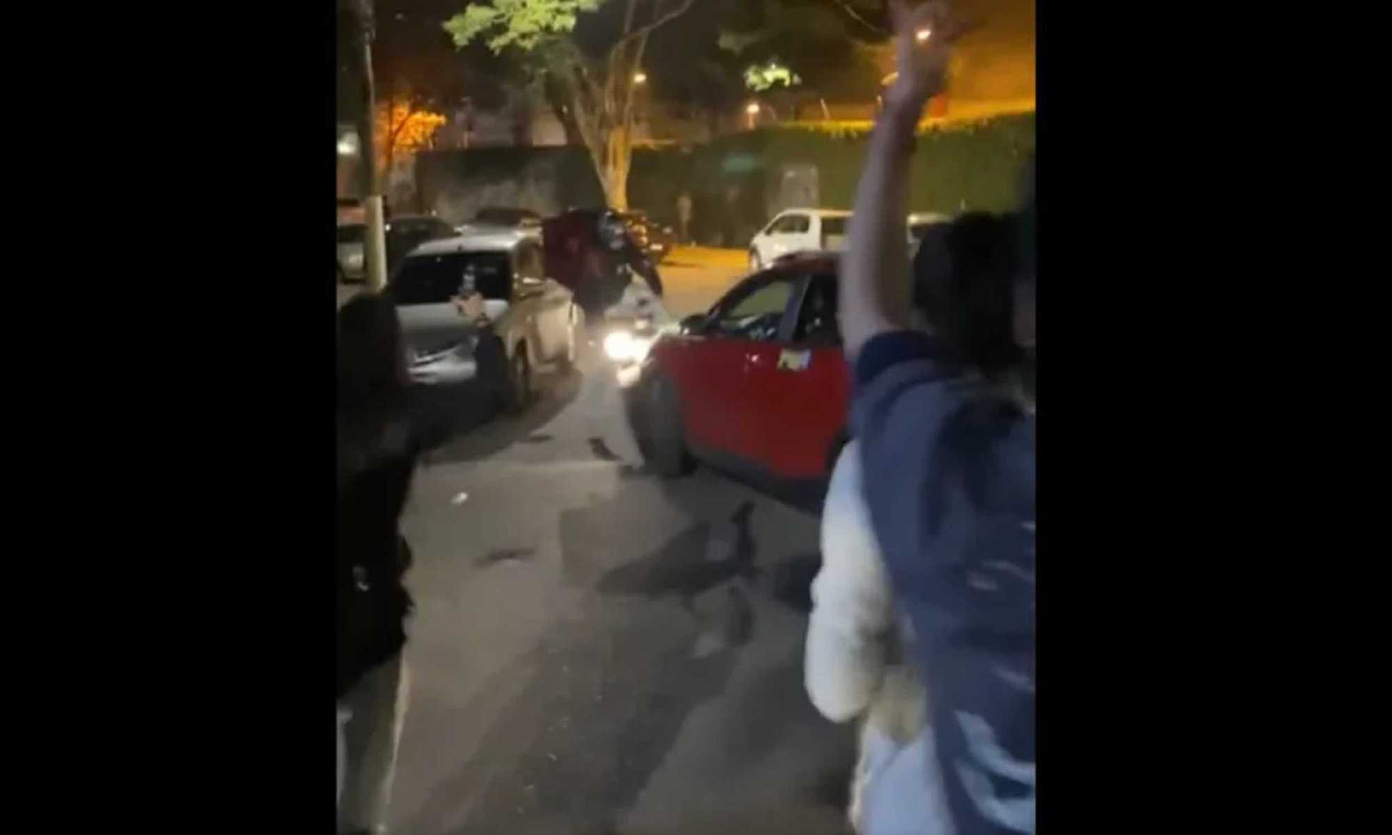 10 Ricardo Salles atingiu moto de entregador - Foto: Reprodução/Redes Sociais