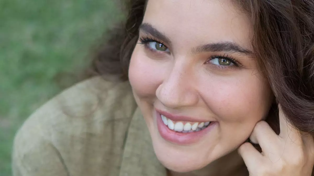 Além-das-aulas-de-prosódia-Kung-Fu-e-todos-os-encontros-com-elenco-e-direção-Alanis-passou-a-ter-aulas-de-equitação-para-a-novela__Divulgação Além-das-aulas-de-prosódia-Kung-Fu-e-todos-os-encontros-com-elenco-e-direção-Alanis-passou-a-ter-aulas-de-equitação-para-a-novela__Divulgação