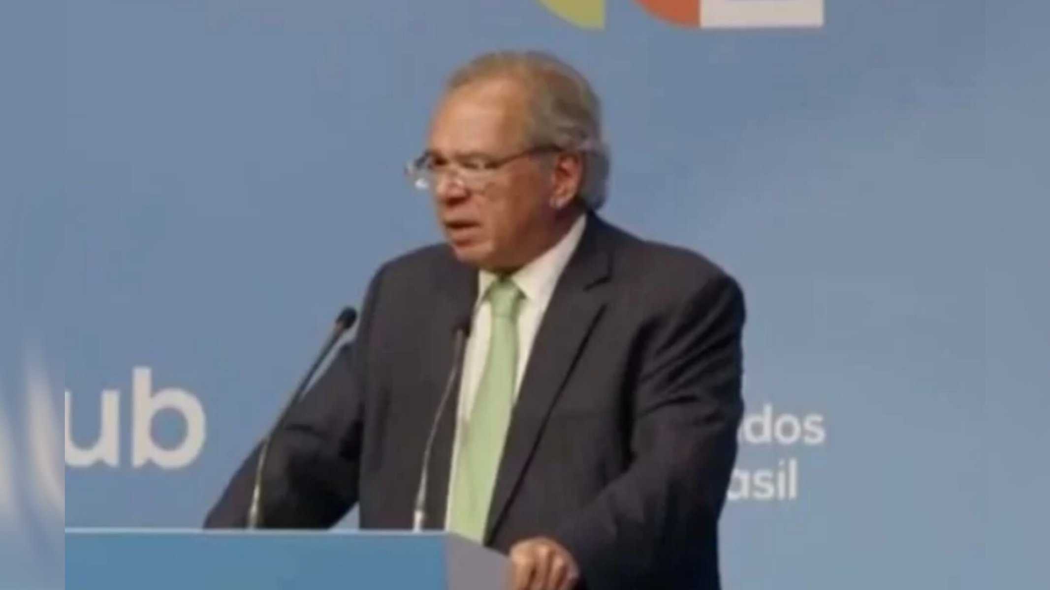 Picsart_22-09-28_16-07-38-477 (crédito: Reprodução/YouTube)