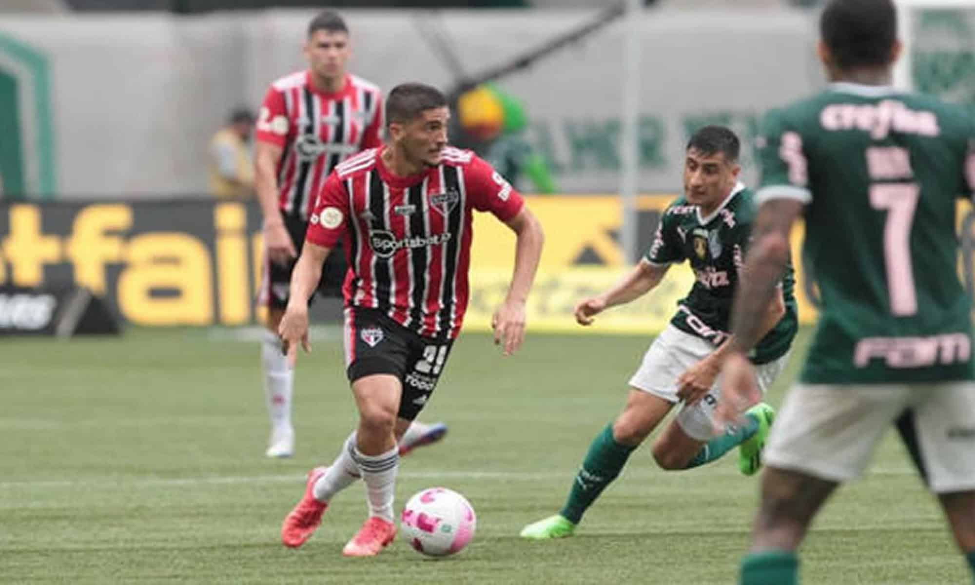 05 Foto: Rubens Chiri/São Paulo FC)
