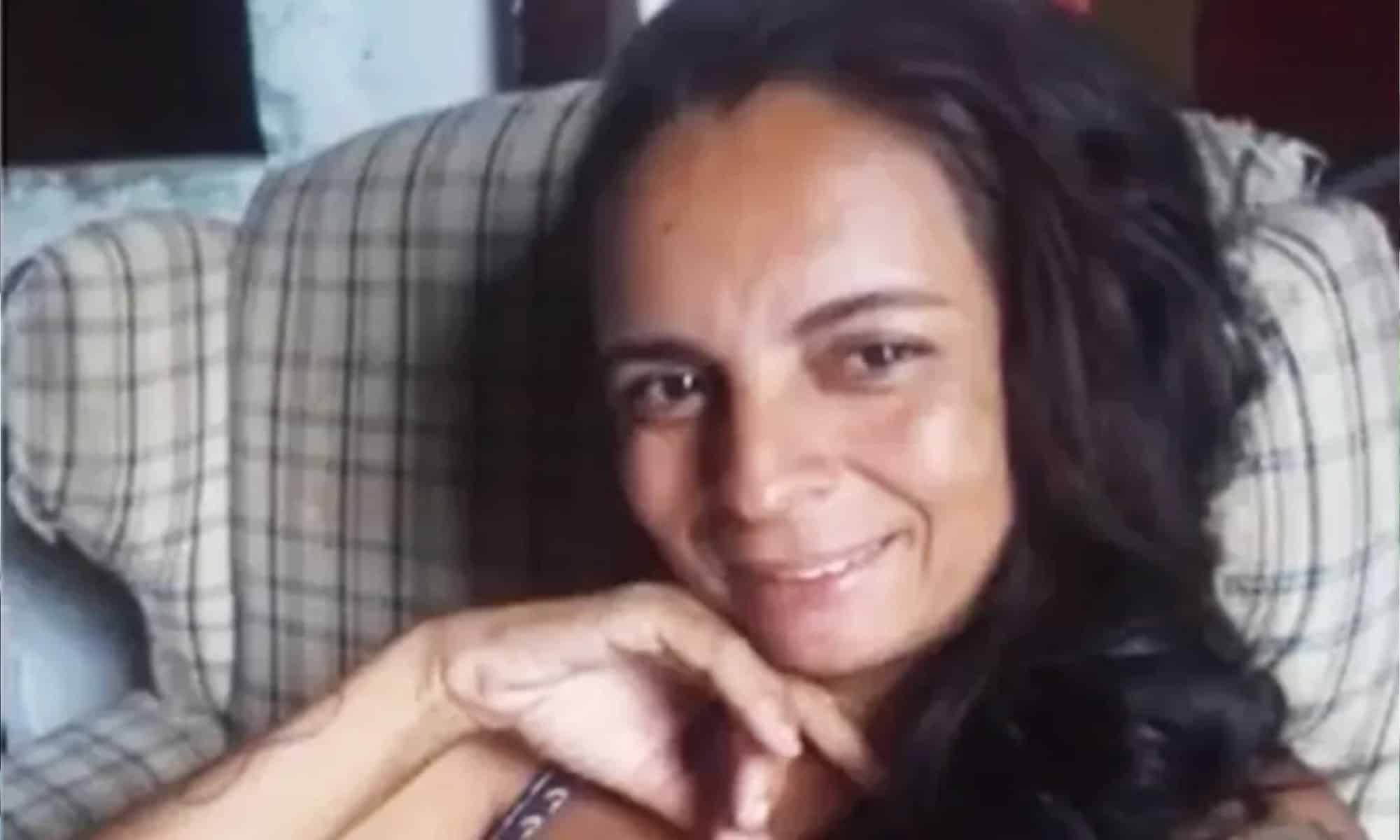 Cibele Pinheiro de Souza, de 41 anos, desapareceu junto com o filho em Ipiaú, na Bahia — Foto: Reprodução/TV Santa Cruz