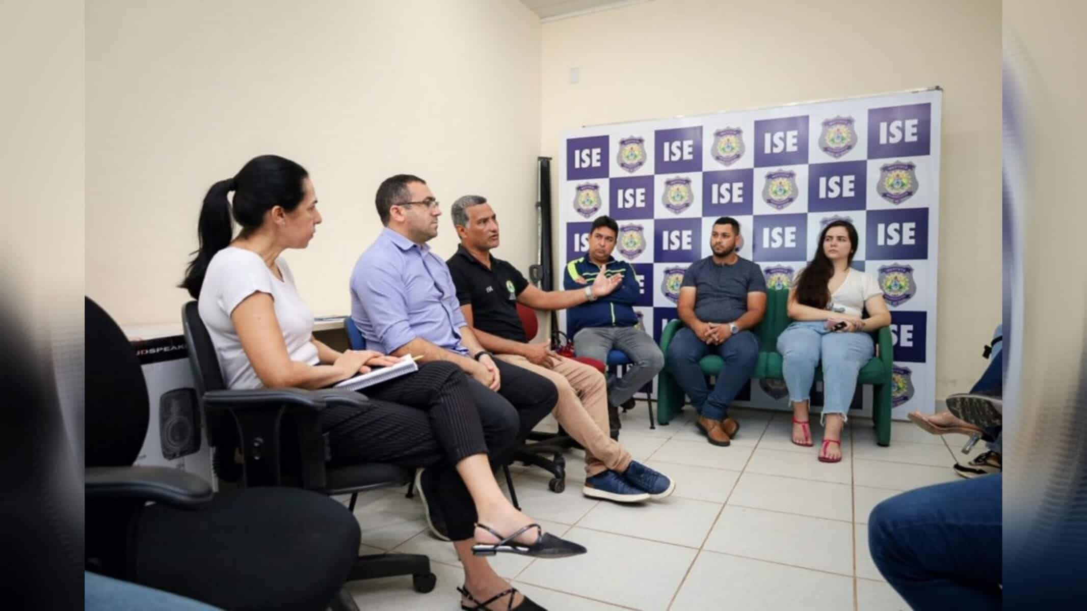 Presidente explica andamento do concurso. Foto: José Caminha/ Secom