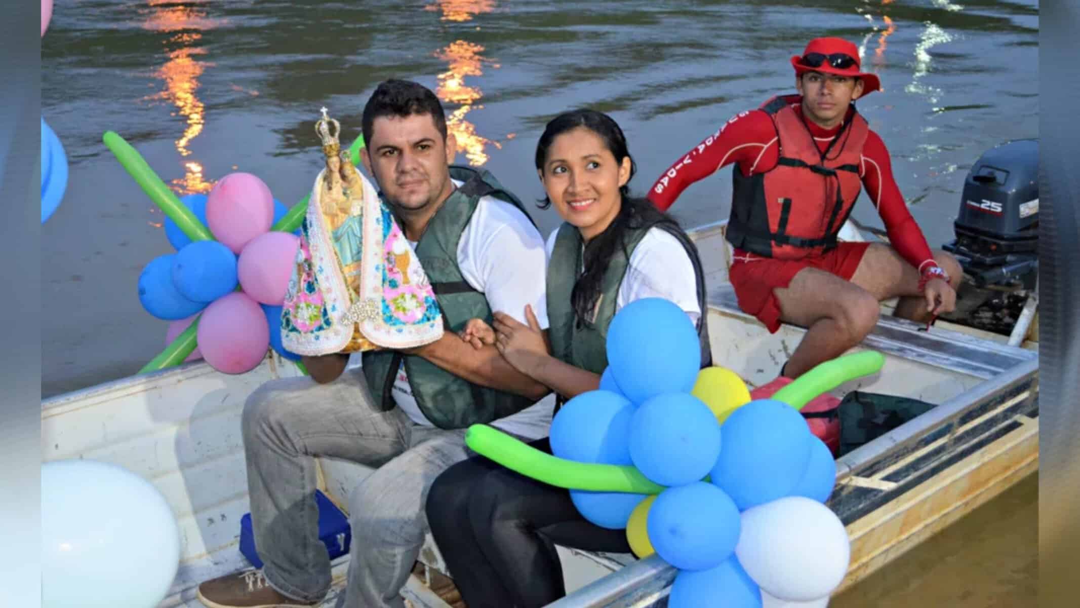 Círio de Nazaré volta com tradicional procissão e encontro das imagens de Nossa Senhora e Jesus no Rio Acre — Foto: Quésia Melo/G1