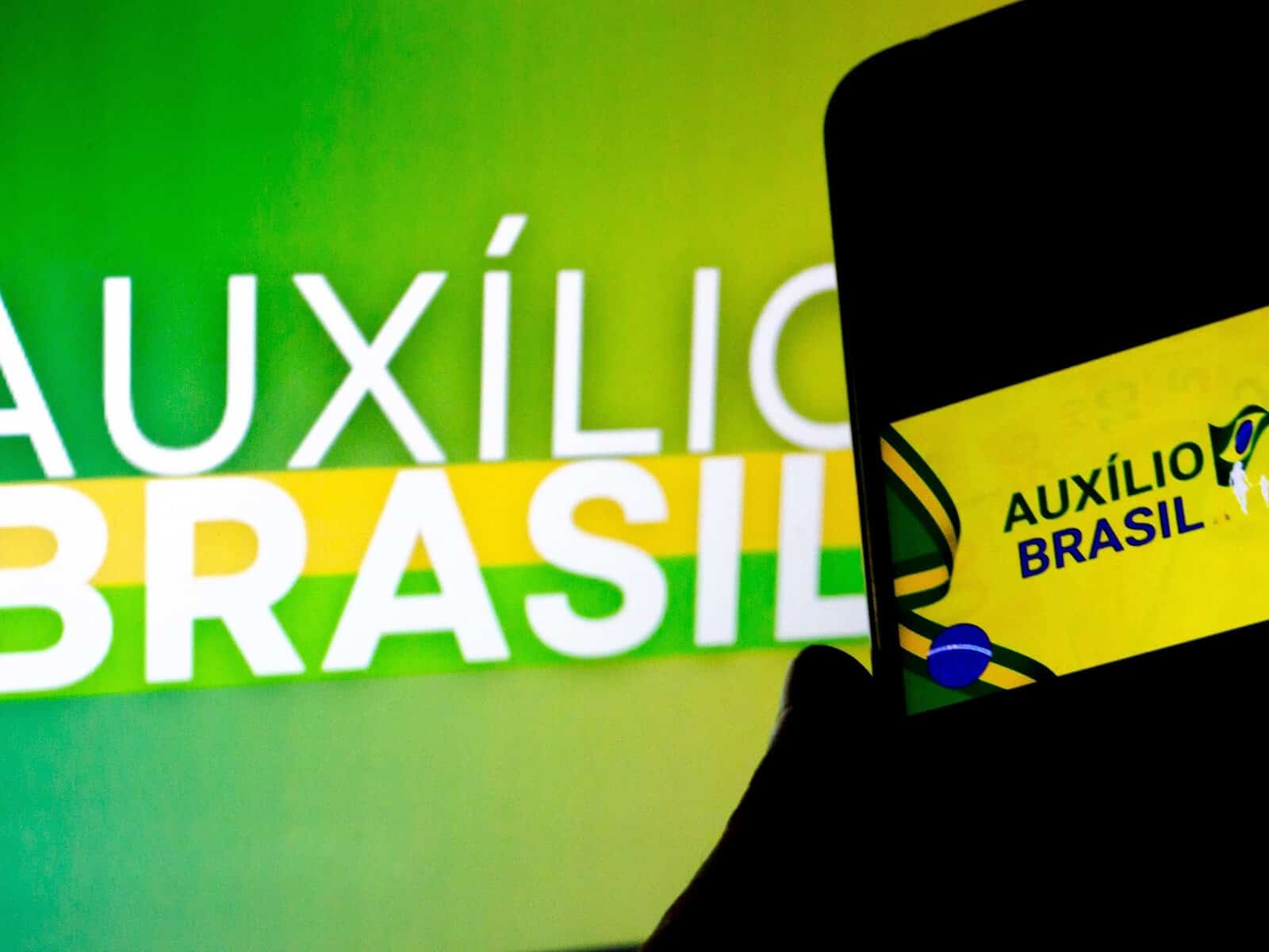 auxilio-brasil-1637185359473_v2_4x3