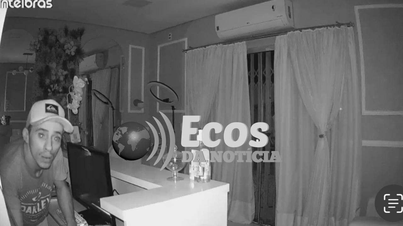 Foto reprodução vídeo da câmera de segurança da loja