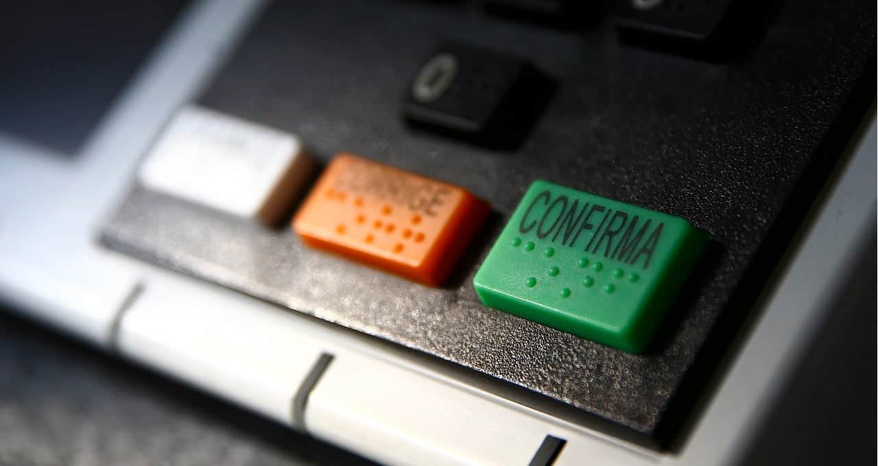 lacracao-urnas-eletronicas-mcamgo-abr-210920221818-4