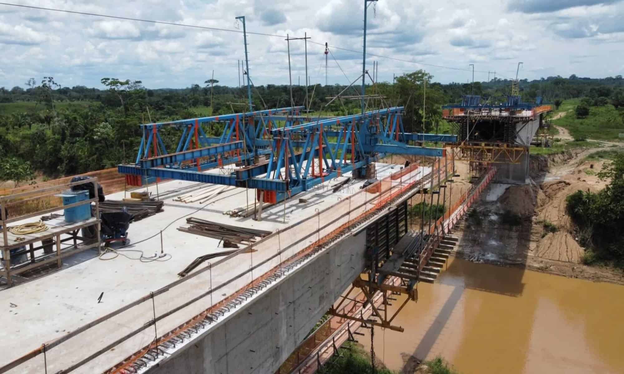 04 Obras da ponte do anel viário de Brasileia e Epitaciolândia já estão 70% concluídas. Foto: cedida