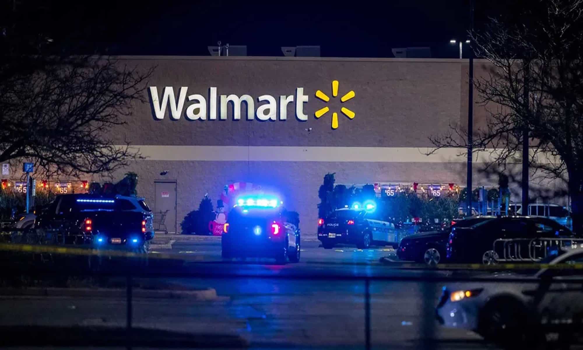 Polícia responde a um tiroteio em uma loja do Walmart em Chesapeake, Virgínia — Foto: Kendall Warner / The Virginian-Pilot / via AP