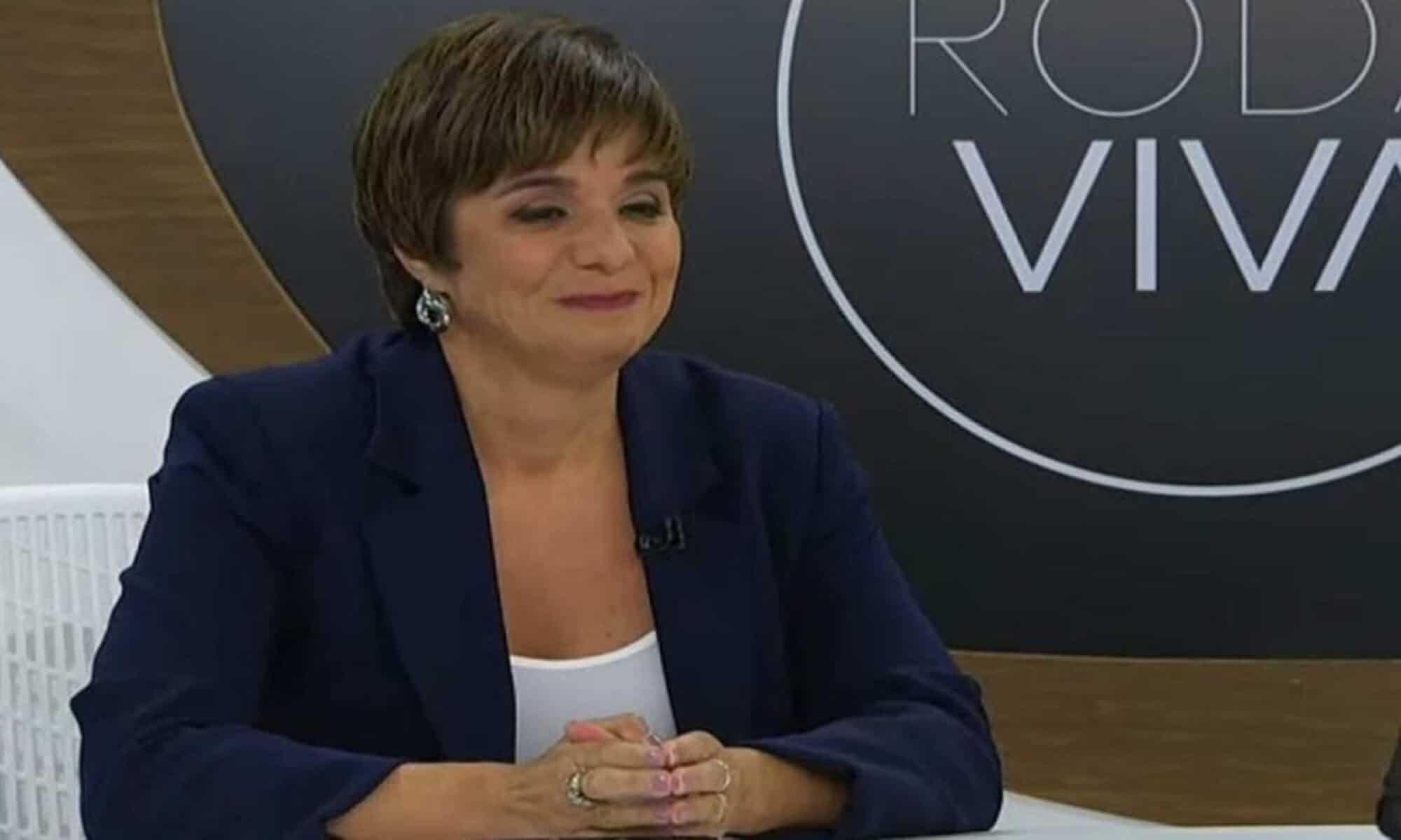12 Vera Magalhães se emociona no 'Roda viva' - (crédito: Reprodução/TV Cultura)