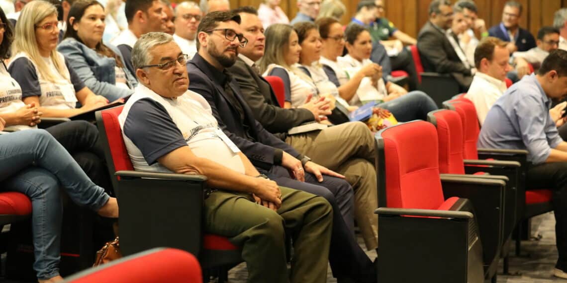 256A1695_Easy-Resize.com_-1140x570