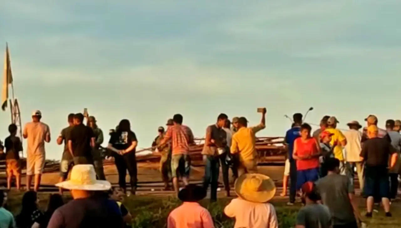 Bloqueio-BR-Rondonia Bloqueio-BR-Rondonia