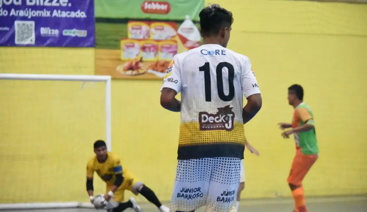 FOTO-1-REVOLUCAO-scaled-1