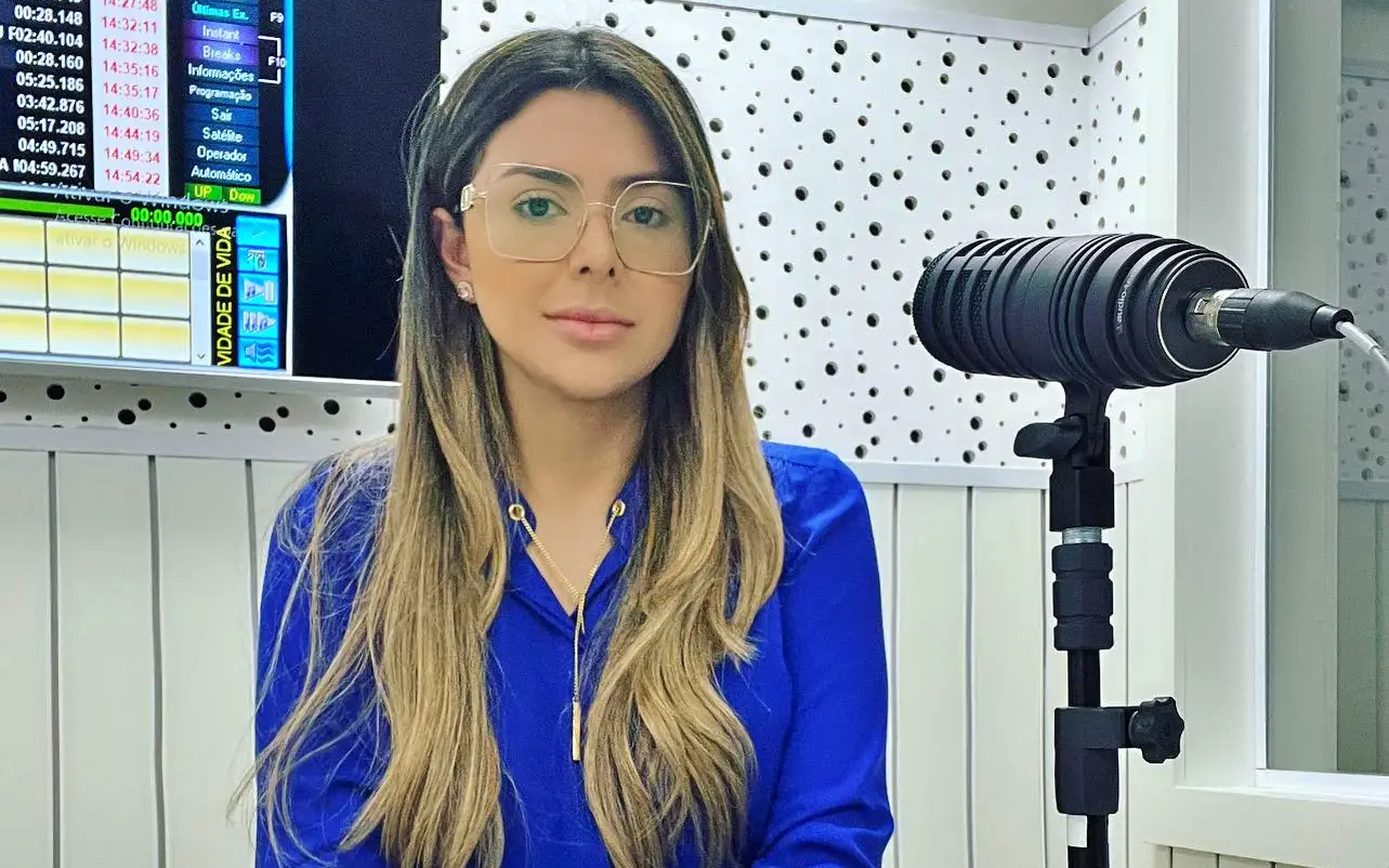 Gabriela-Camara Gabriela-Camara