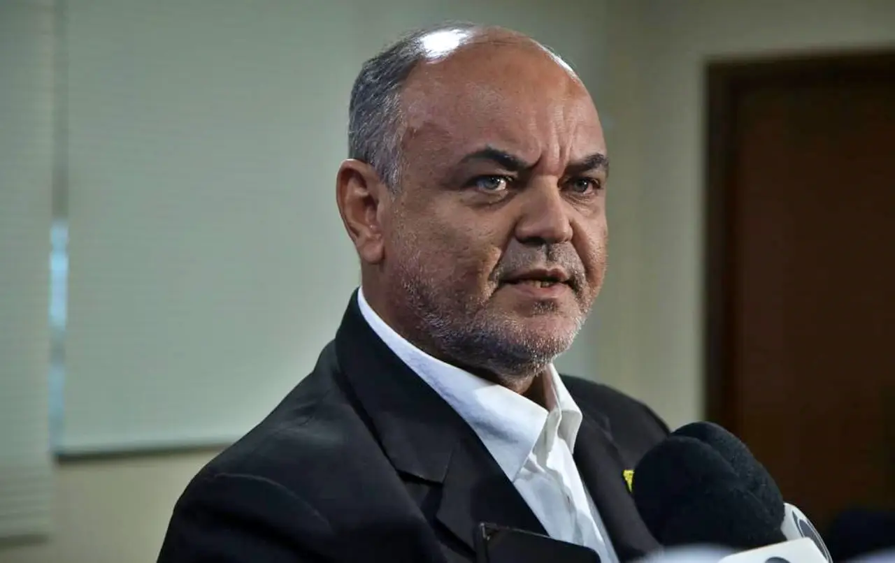 Jose-Henrique-Maciel Jose-Henrique-Maciel