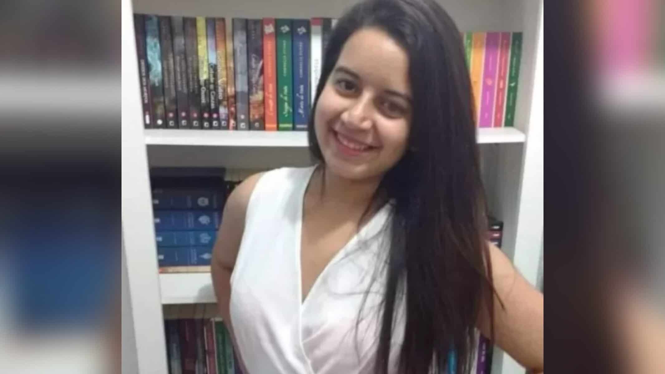 Luana Farias estudava na catraca e conseguiu passar no concurso do STSP
Imagem: Acervo pessoal
Fernando Barros
