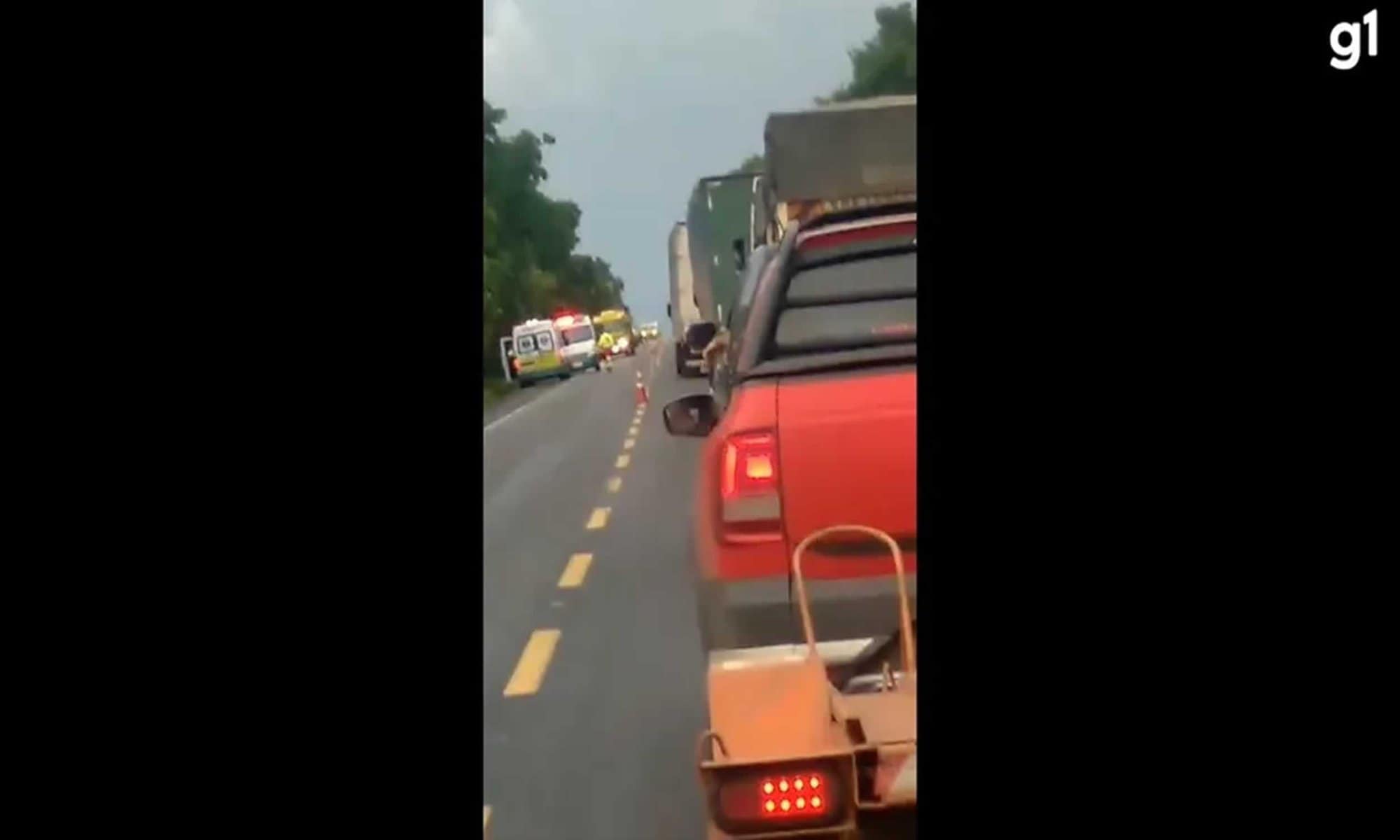 08 Acidente aconteceu na BR-153, no sul do Tocantins — Foto: Ronda Policial Tocantins/Reprodução