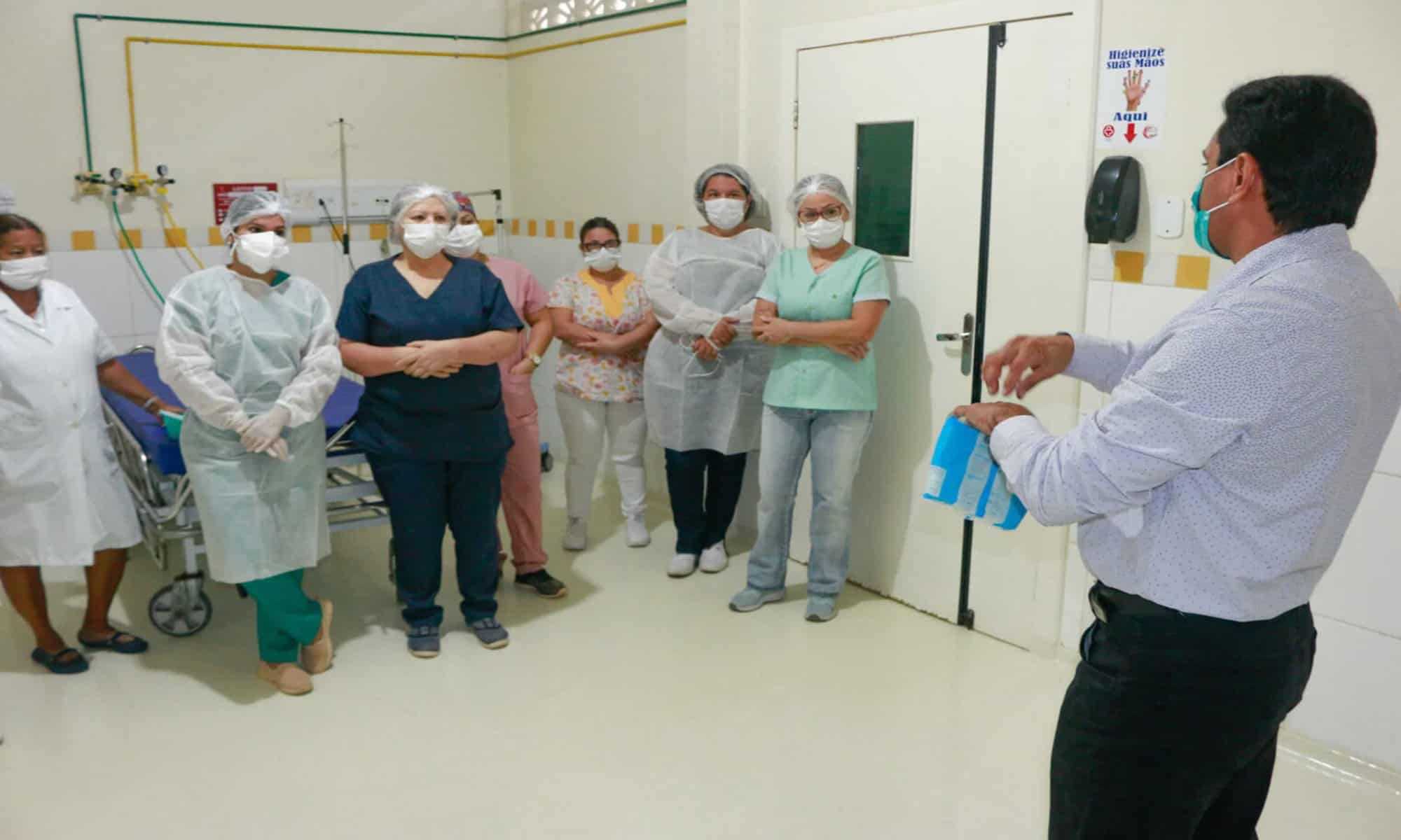 08 Fundhacre realiza capacitação para técnicos que atuam nas enfermarias do hospital. Foto: Gleison Luz