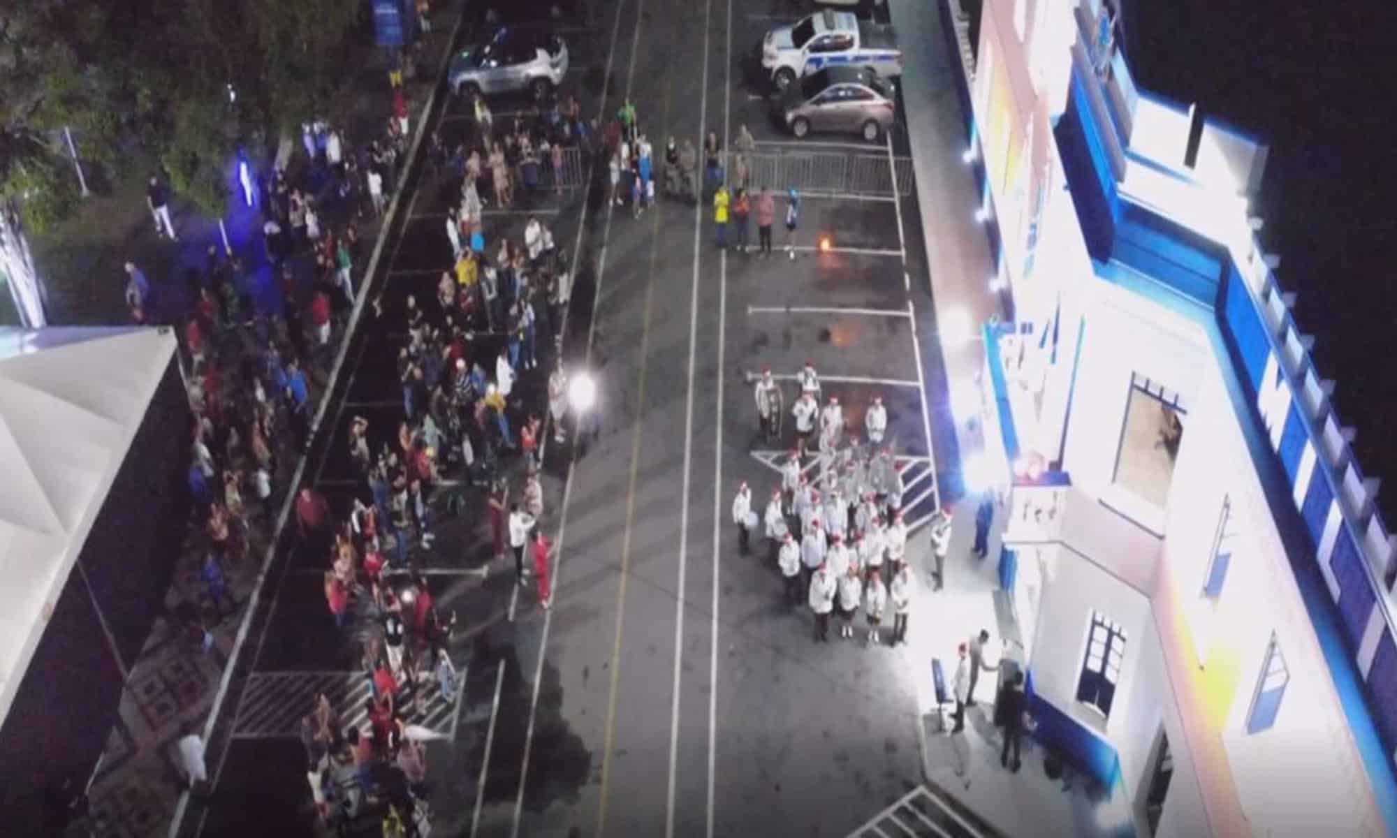 13 O público chegando a solenidade. Foto: Silva Barbosa