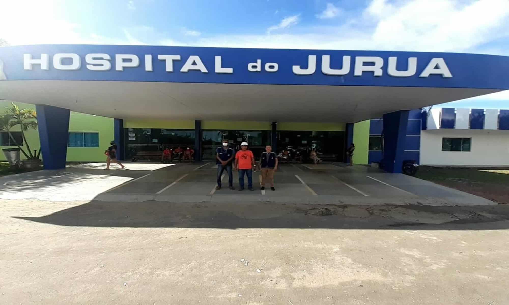 16 Técnicos da Seinfra fiscalizam obra do governo no Hospital do Juruá. Foto: cedida