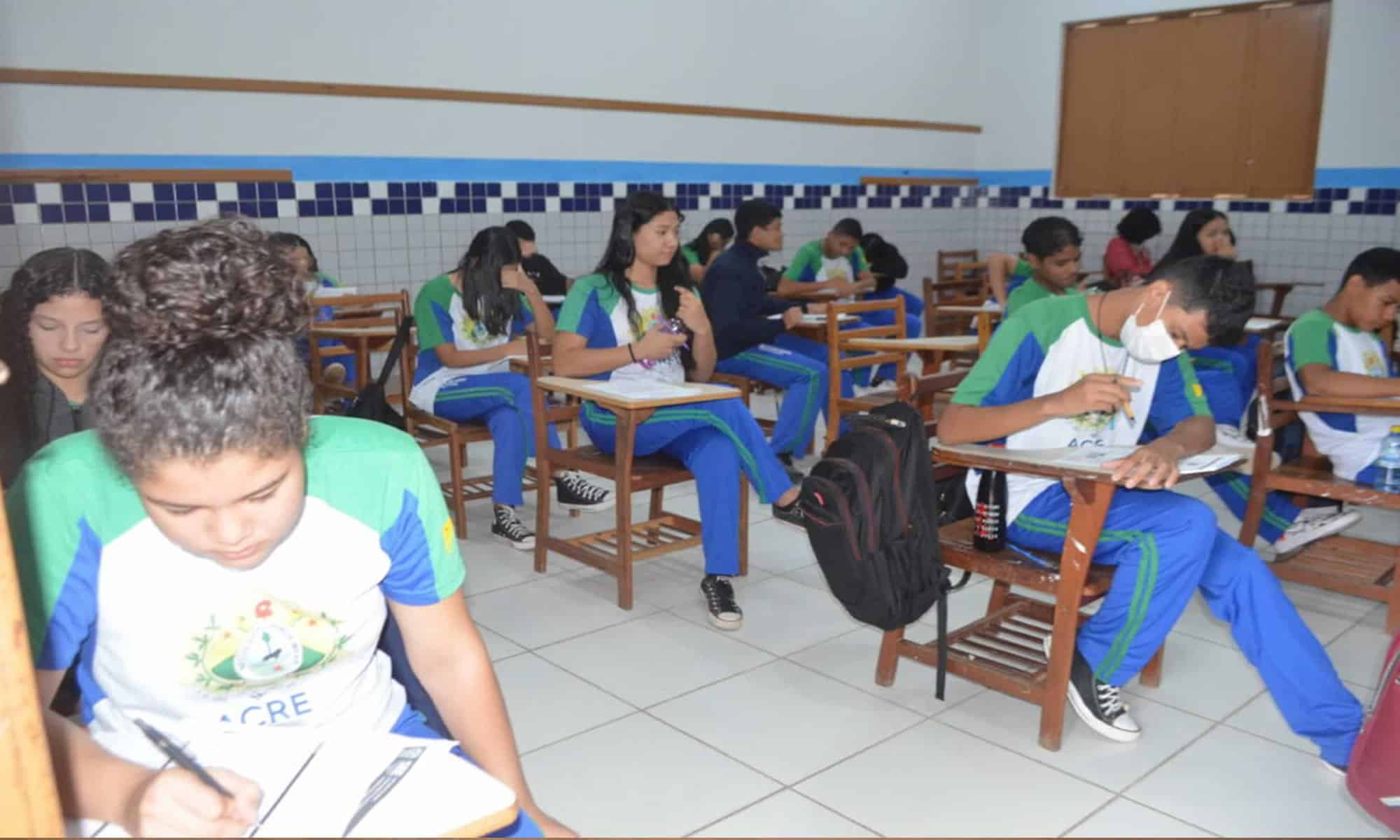 18 A avaliação diagnóstica é dirigida a todos os alunos da rede pública do Estado. Foto: Stalin Melo