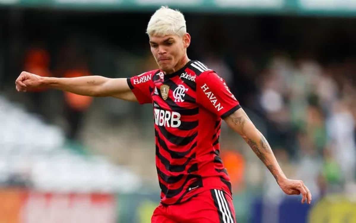 Ayrton Lucas foi um dos destaques positivos do Flamengo na temporada
Gilvan de Souza/C.R. Flamengo