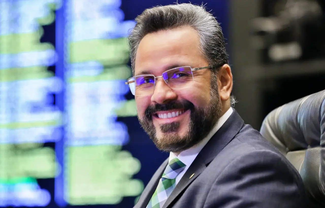 Alan-Rick-1 Alan-Rick-1