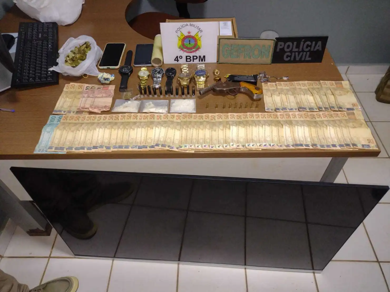 E5CDFF50-D74E-4CD0-A805-1721AC759189