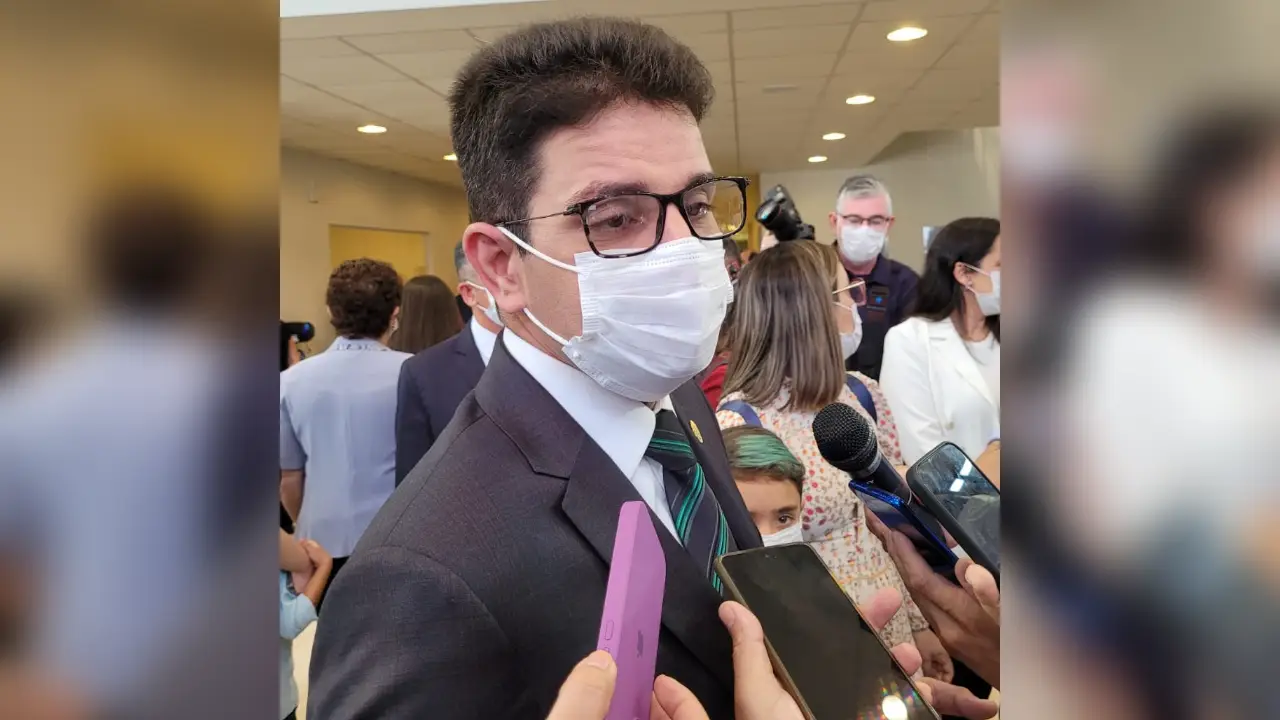 Gladson1-2 Gladson1-2