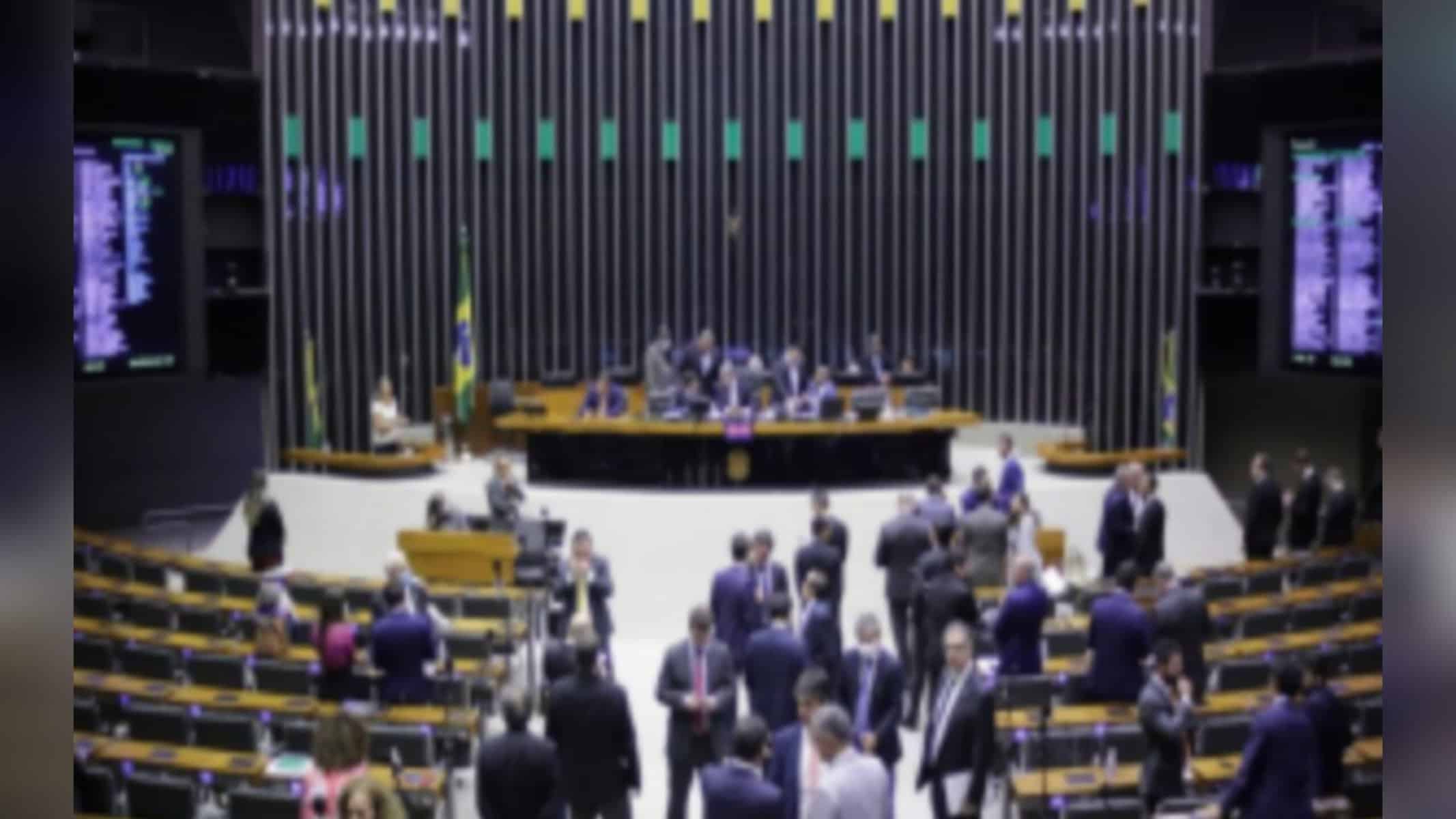 Equipe de Lula quer votar PEC nesta semana para que os recursos extras pedidos pelo novo governo sejam incluídos no Orçamento de 2023