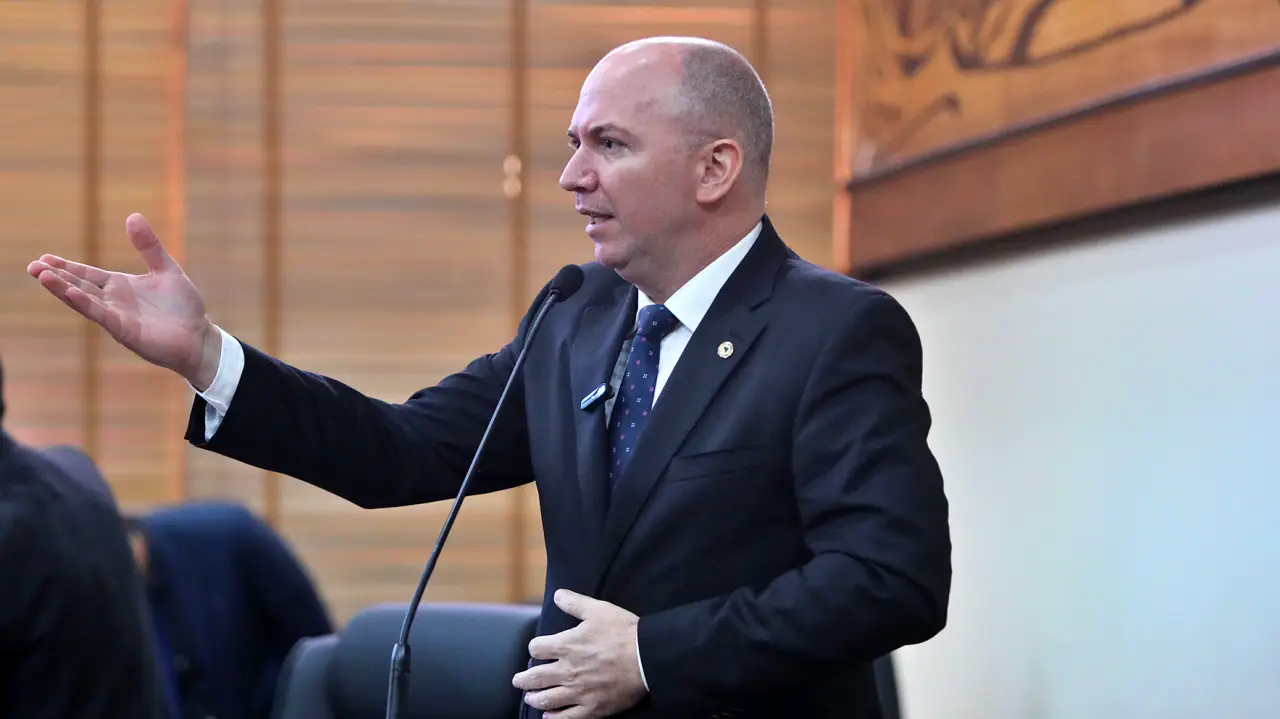 gerlen_diniz gerlen_diniz