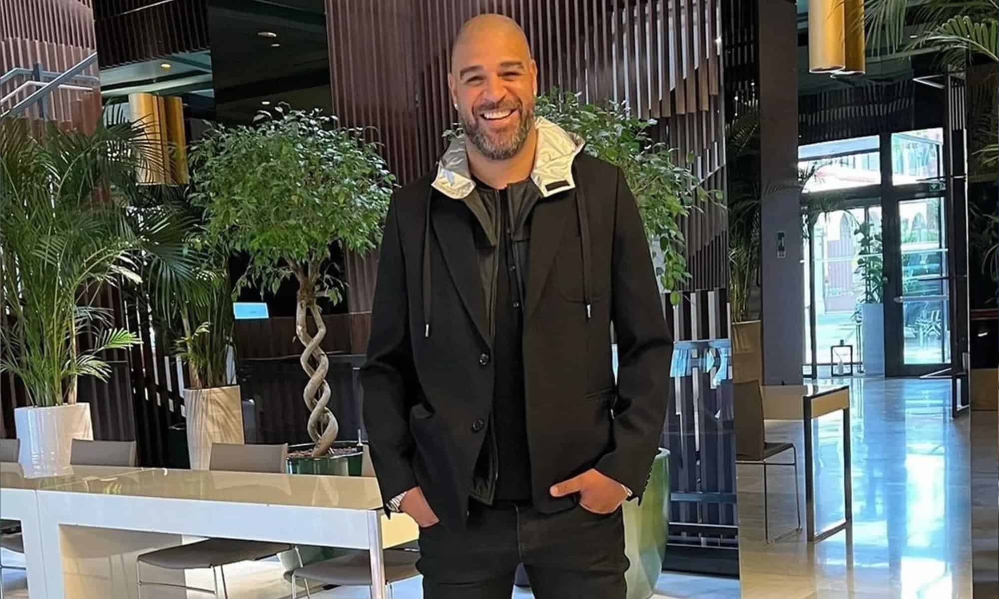 14 Adriano Imperador faz a fila andar. Foto: Reprodução/Instagram