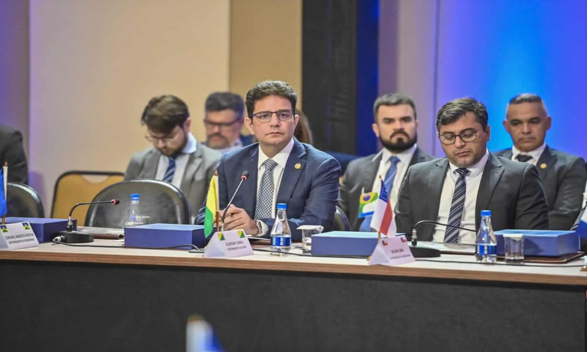 15 Gladson defendeu a indicação de projetos na reunião do Fórum de Governadores. Foto: Diego Gurgel/Secom