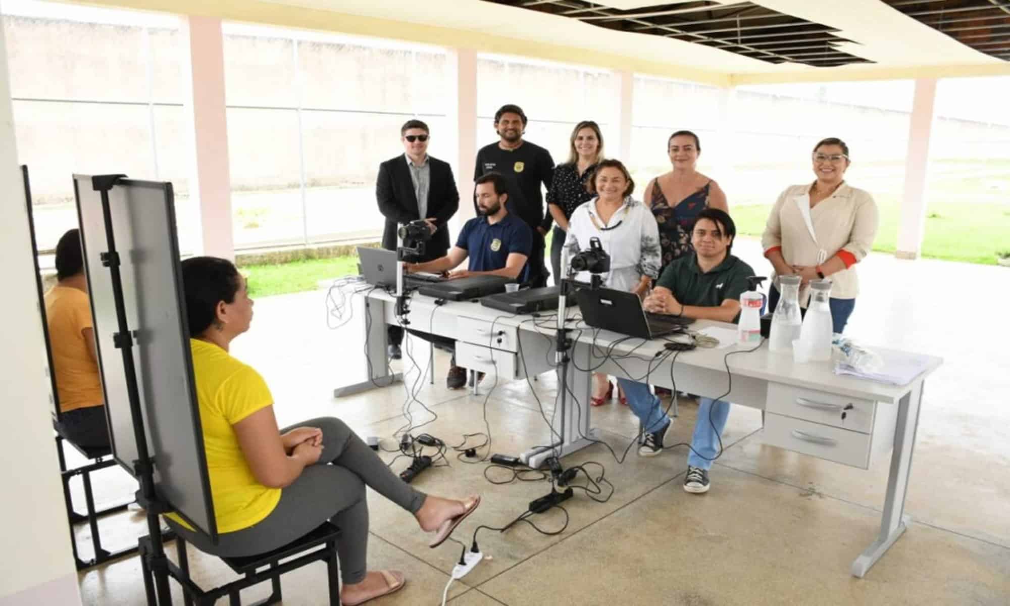 No presídio feminino, Iapen e Tribunal de Justiça promovem emissão de carteira de identidade. Foto: Cedida