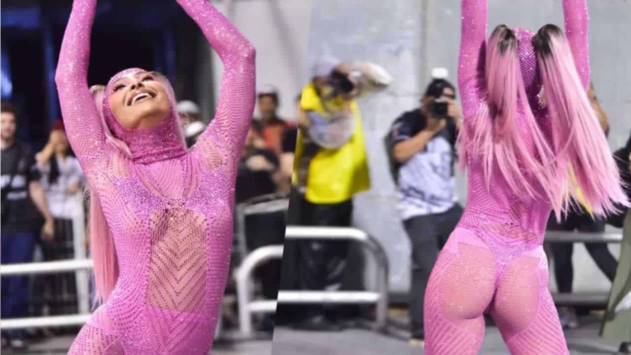 35 Sabrina Sato arrasou com macacão rosa transparente para ensaio da Gaviões da Fiel Torcida em 28 de janeiro de 2023 - AGNews, Leo Franco