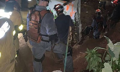 0E1B8467-06F1-4B77-AF1F-25233B9E4650