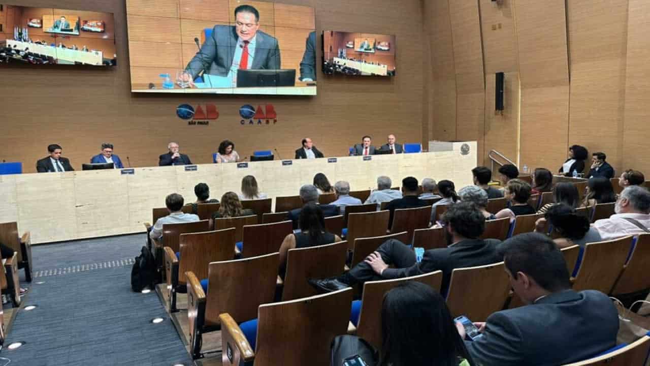 21 O impacto dos rios aéreos da Floresta Amazônica no regime hídrico do centro-sul do Brasil foi abordado por autoridades, pesquisadores e cientistas. Foto: TCE/AC